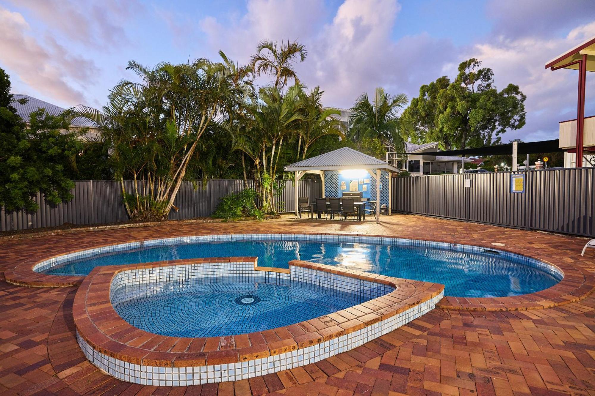 Southport Motel & Apartments Gold Coast Esterno foto